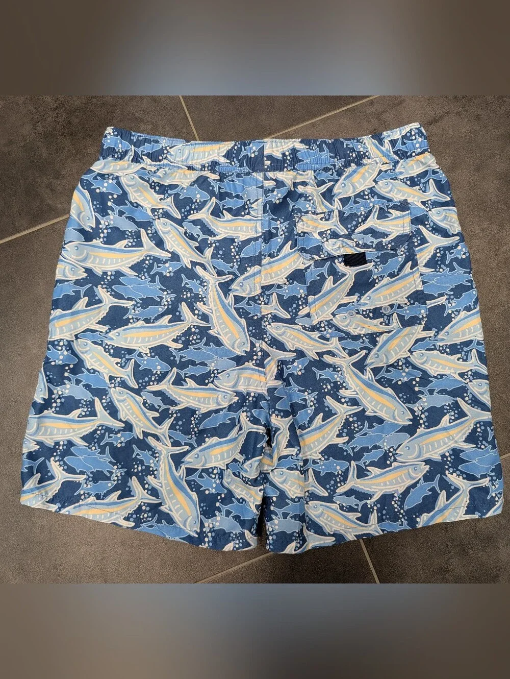 Vineyard Vines Lot Of 3 , Boys' XL , Swim Trunks X2 , Performance Shirt